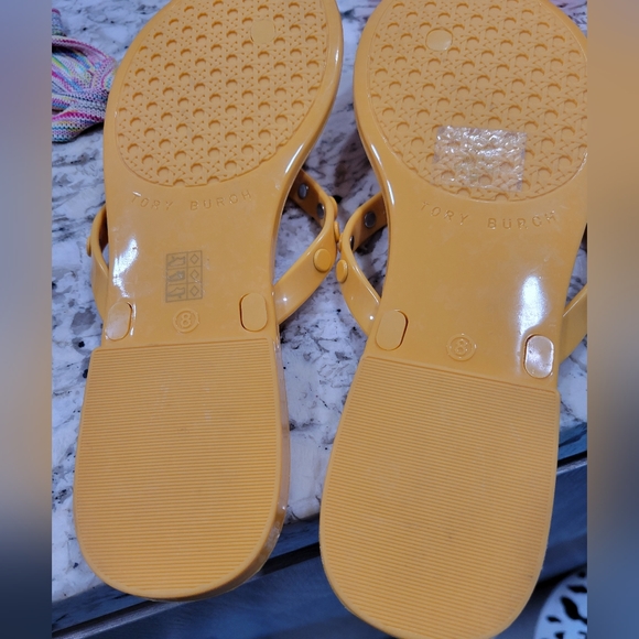 Tory Burch Ray studded jelly thong flip flop sandal size 8 sunburst yellow - Picture 6 of 7